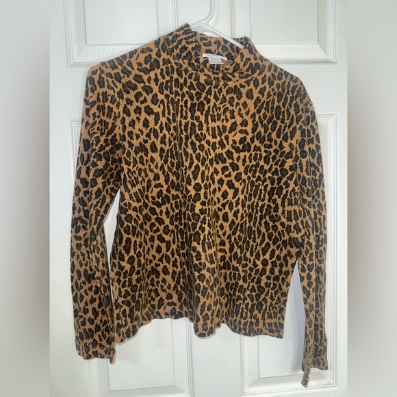 Jones Sport Tops - Cheetah Print Turtle Neck
